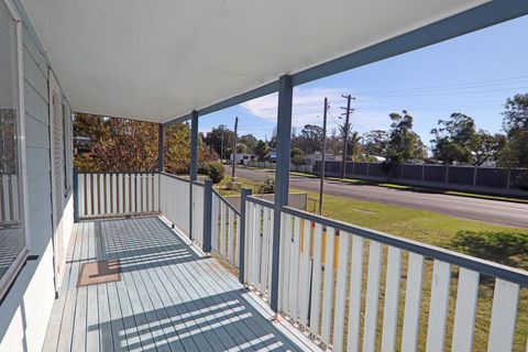 Perfect For Two Families - Tourism Gold Coast 0