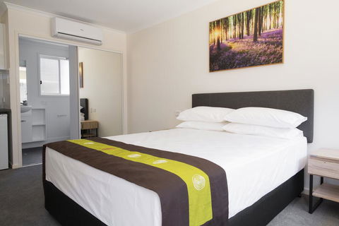 Petrie Mill Motel - Tourism Gold Coast 0