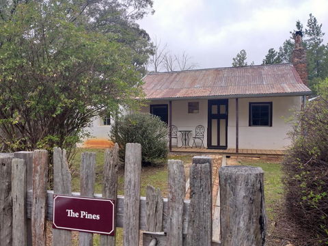 Pines Cottage - Tourism Gold Coast 0