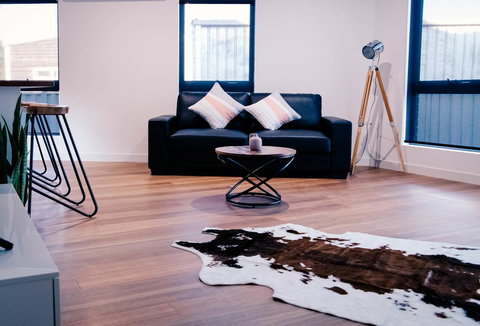 Platypus Apartments - Tourism Gold Coast 0