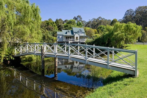 PLUM TREE COTTAGE - Spa Cottage With Woodfire - Tourism Gold Coast 0