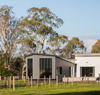 Pomonal Estate Mt Cassell Villa - Tourism Gold Coast