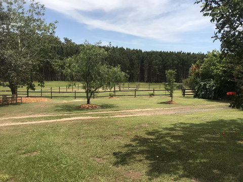 Ponytail Farmhouse - Gold Coast 1