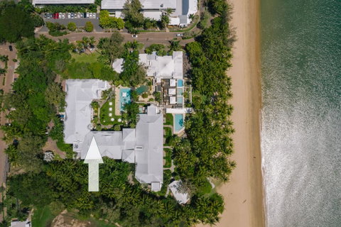Poolside Apt. In Alamanda Beachfront Resort (67) - Tourism Gold Coast 1
