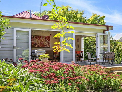 Poppy Cottage-delightful Pet Friendly Weatherboard - Tourism Gold Coast 0