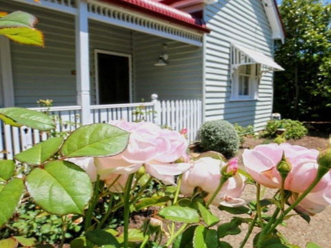 Poppy Cottage-delightful Pet Friendly Weatherboard - Tourism Gold Coast 1