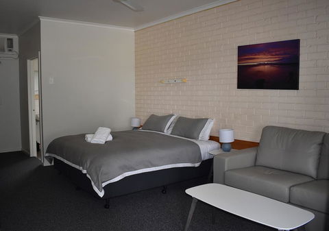 Port Albert Motel - Tourism Gold Coast 2