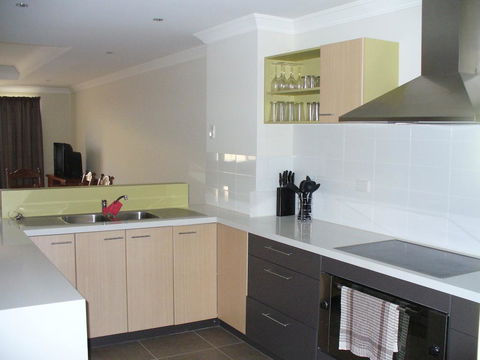 Port Denison Beach Resort - Tourism Gold Coast 1