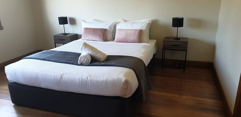Port Life Beach House - Tourism Gold Coast 1