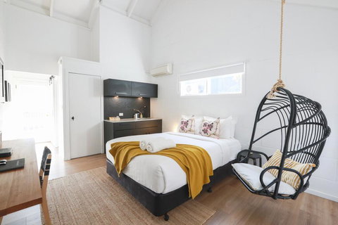 Port O' Call Motel - Tourism Gold Coast 2