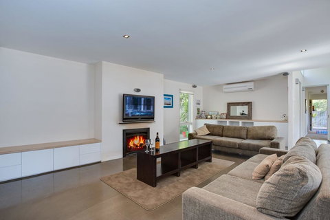 Portsea Place - Tourism Gold Coast 0