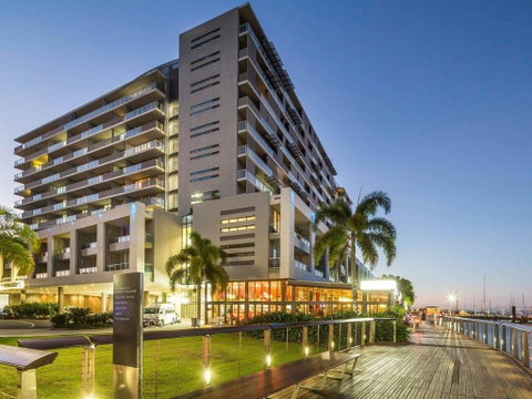Privately Owned Hotel Room By Cairns Marina 222 - Tourism Gold Coast 1