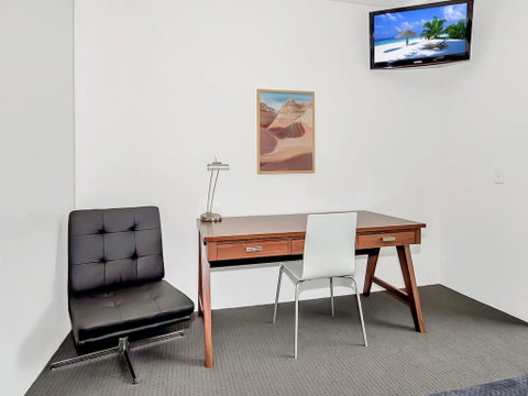 Privately Owned Hotel Room By Cairns Marina 222 - Tourism Gold Coast 2