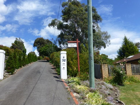 Protea Hill - Tourism Gold Coast 0