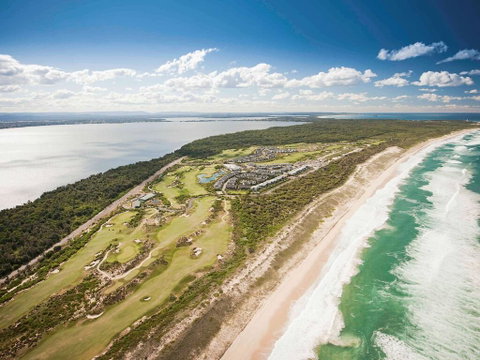 Pullman Magenta Shores Resort - Tourism Gold Coast 0
