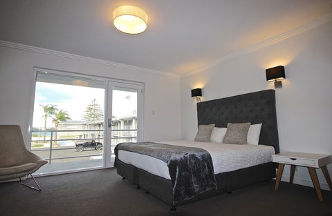 Quays Hotel - Gold Coast 1