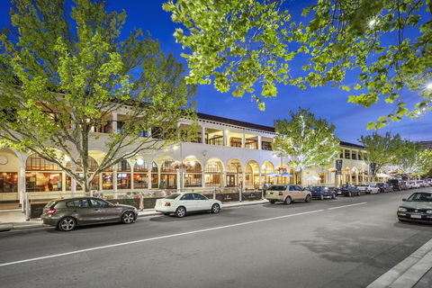 Quest Canberra - Tourism Gold Coast 0