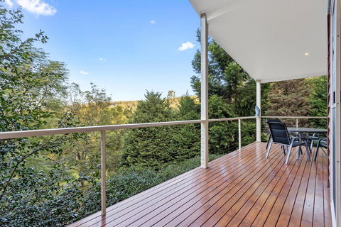 Ravensbourne Escape- Kookaburra Kottage - Tourism Gold Coast 1