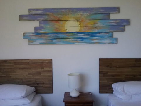 Red Star Hotel Palm Beach - Tourism Gold Coast 1