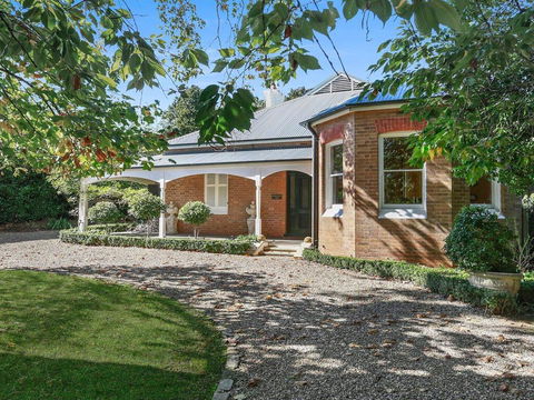 Redcourt - Est 1904: Southern Highlands Elegance - Tourism Gold Coast 0