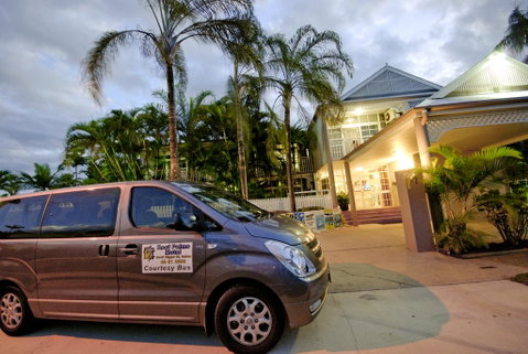 Reef Palms - Tourism Gold Coast 0