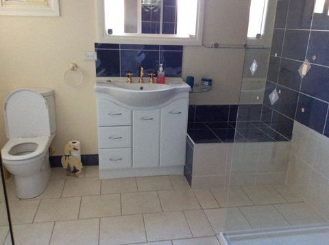 Resilience Guest House - Tourism Gold Coast 1