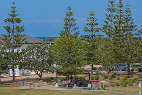 RESORT & SPA 2306/07 OCEAN GLIMPSES - Tourism Gold Coast 2