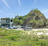 Rigi on Currumbin Beach - Tourism Gold Coast