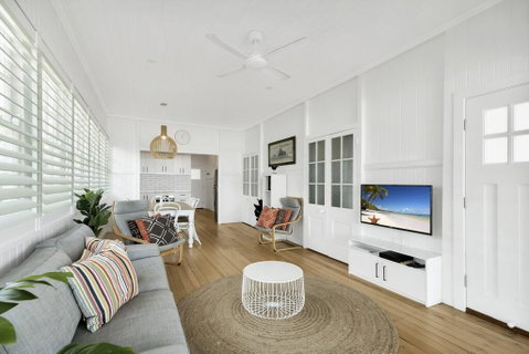 Rigi On Currumbin Beach - Tourism Gold Coast 2
