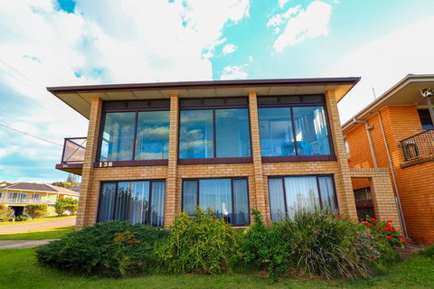 Ripples By The Sea - Gold Coast 3