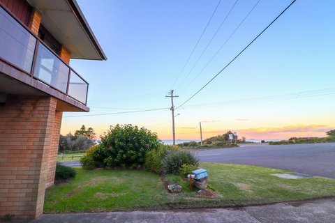 Ripples By The Sea - Gold Coast 2