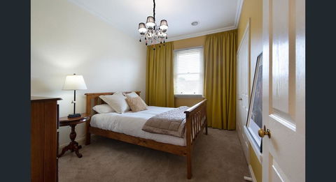 Roalies Farm House - Tourism Gold Coast 1