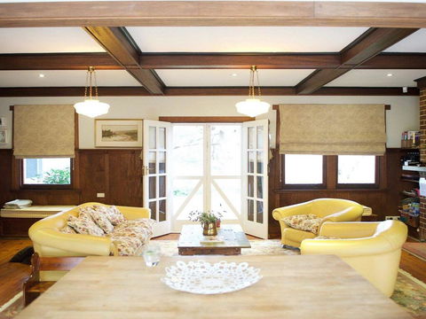 Robin Hill Manor - Rambling Retreat & Tennis Court - Tourism Gold Coast 1