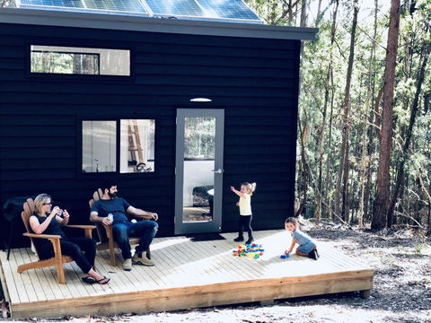 Robinson Crusoe Tiny House - Tourism Gold Coast 0