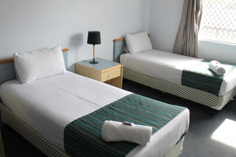 Rocky Glen Hotel Motel Gladstone - Tourism Gold Coast 1