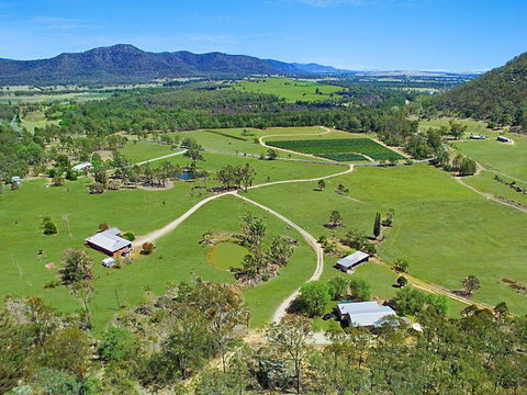 Rosa House In Broke, 4br House In Walking Distance To Cellar Doors - Tourism Gold Coast 1
