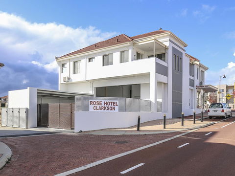 Rose Hotel Clarkson - Tourism Gold Coast 1