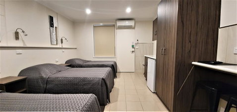 Ryley Motor Inn - Tourism Gold Coast 1