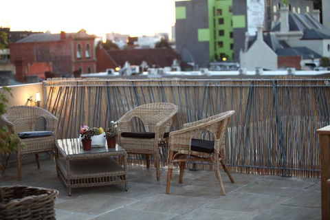 Saint George - The Townhouse - Tourism Gold Coast 1