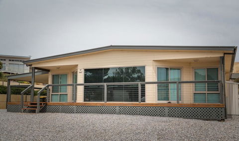 SALT - 37 Oceanview Drive - Tourism Gold Coast 1