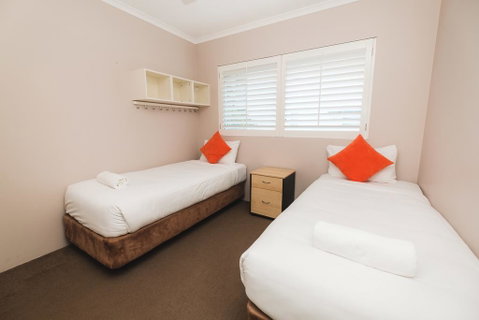 Sanctuary Lake Apartments - Tourism Gold Coast 2