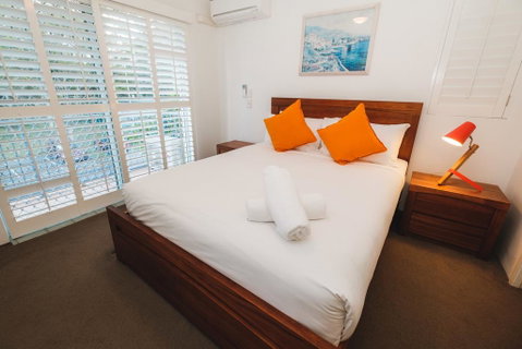 Sanctuary Lake Apartments - Tourism Gold Coast 3