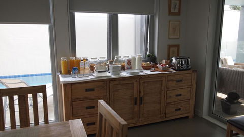 Sapphire Chambre B&B - Tourism Gold Coast 0