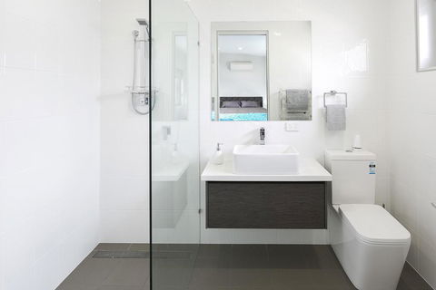 Sapphire Chambre B&B - Tourism Gold Coast 2