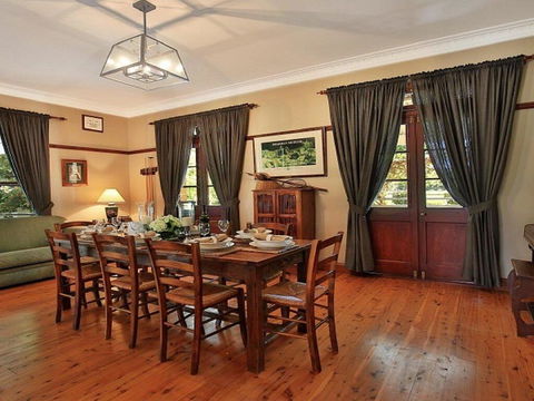 Sarnia - Period Home In Garden Oasis With Pool - Tourism Gold Coast 3