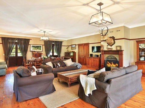 Sarnia - Period Home In Garden Oasis With Pool - Tourism Gold Coast 2