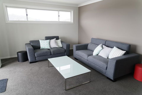 Sea Breeze - Tourism Gold Coast 2
