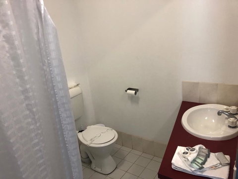 Seabreeze Beach Hotel - Gold Coast 2