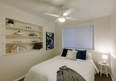 Seagrass House - Modern North Avoca Oasis - Tourism Gold Coast 1
