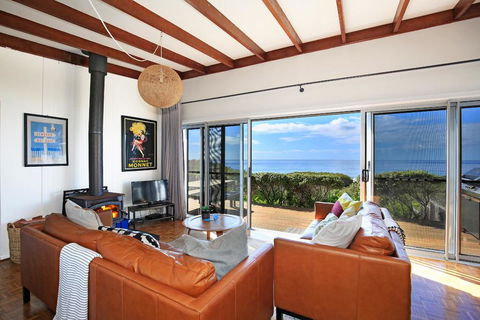 Seakissed Beach House - Tourism Gold Coast 1